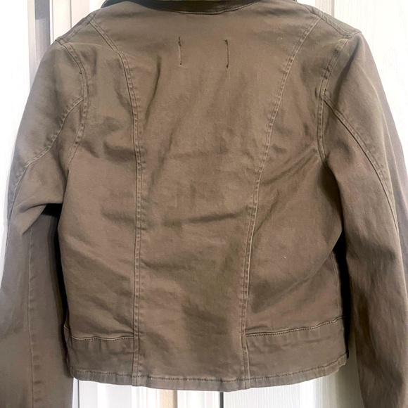 Moto Jacket 🧥 - Picture 8 of 8